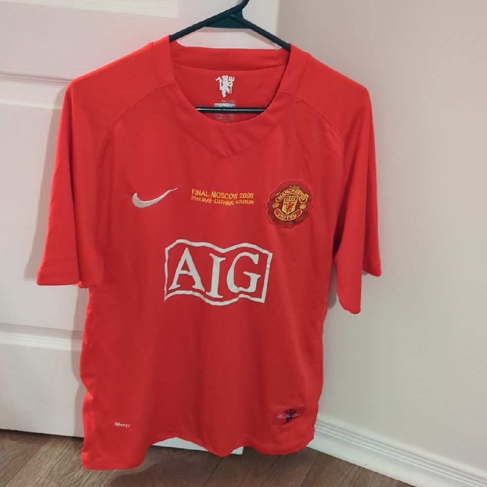 Like New Manchester United Red Soccer Jersey 2008
